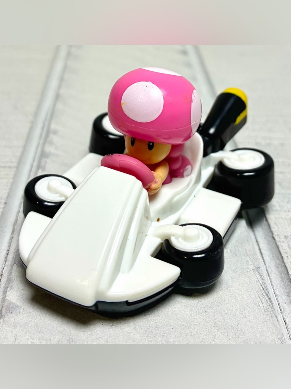 Mario Kart Toadette Racing Kart Figurine McD’s Happy Meal Toy Nintendo 2022